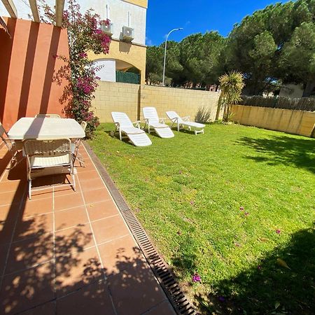 Casa L'Escala, Piscina Comuntaria I Jardi Privat Villa Luaran gambar